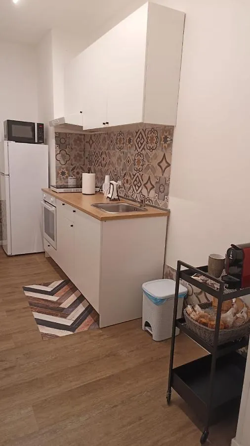 Apartamento Maison Ventimiglia 83 CTA Italia